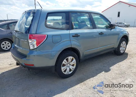 2009 Subaru Forester 2.5X из США, поврежденный, VIN JF2SH616X9G735677